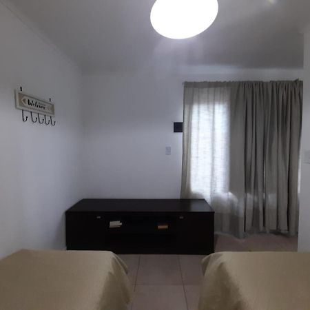 Monsenor Fagnano 592 "A" Apartment Ushuaia Bagian luar foto