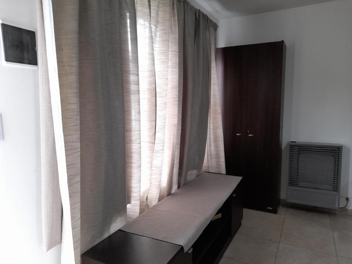 Monsenor Fagnano 592 "A" Apartment Ushuaia Bagian luar foto