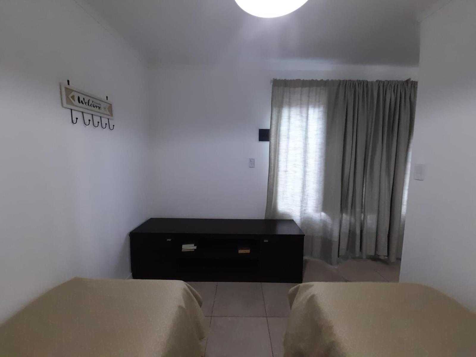 Monsenor Fagnano 592 "A" Apartment Ushuaia Bagian luar foto