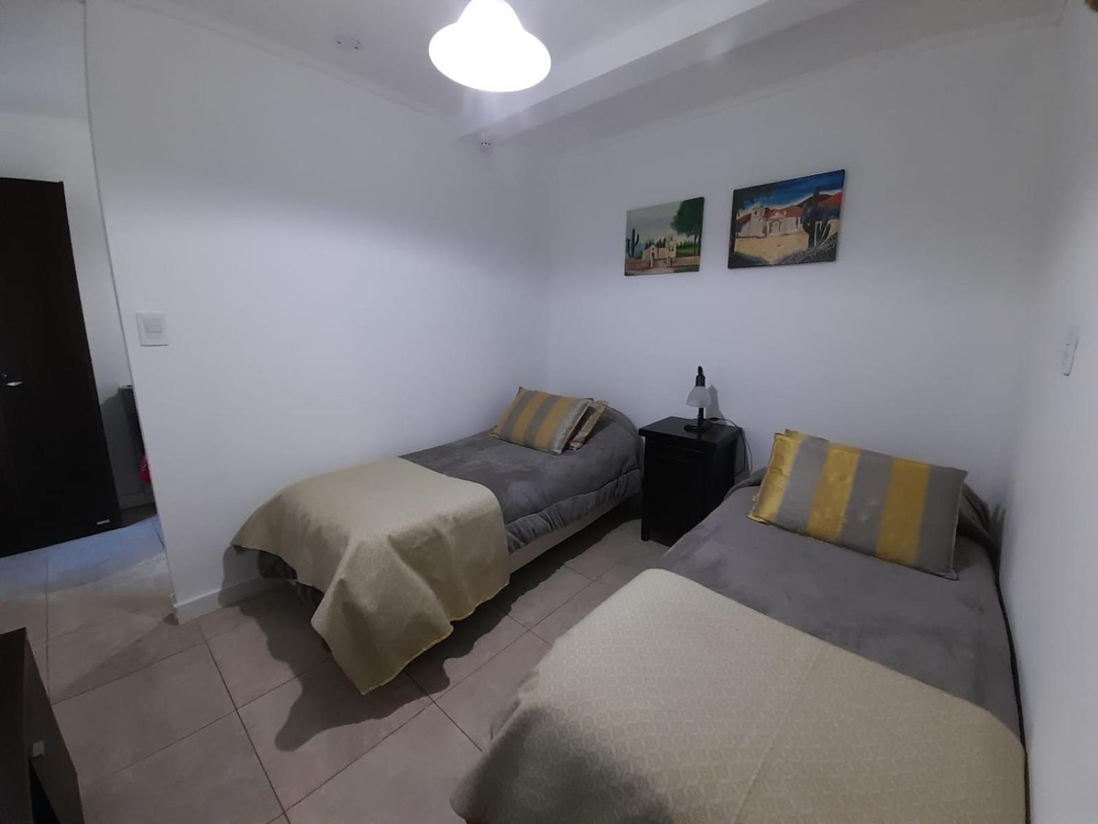 Monsenor Fagnano 592 "A" Apartment Ushuaia Bagian luar foto